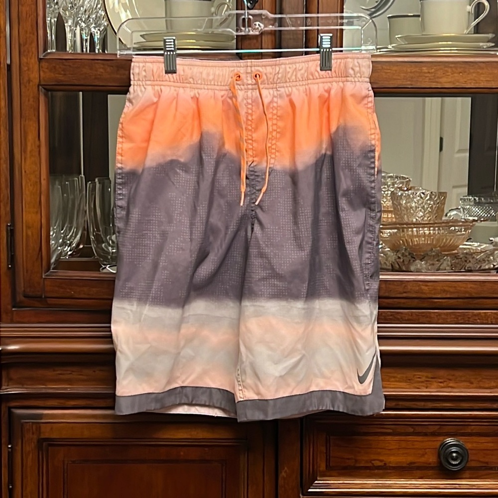 Nike men’s lined swim trunks
